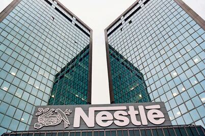 ONG acusa a Nestlé de usar más azúcar en productos para bebés en países en desarrollo