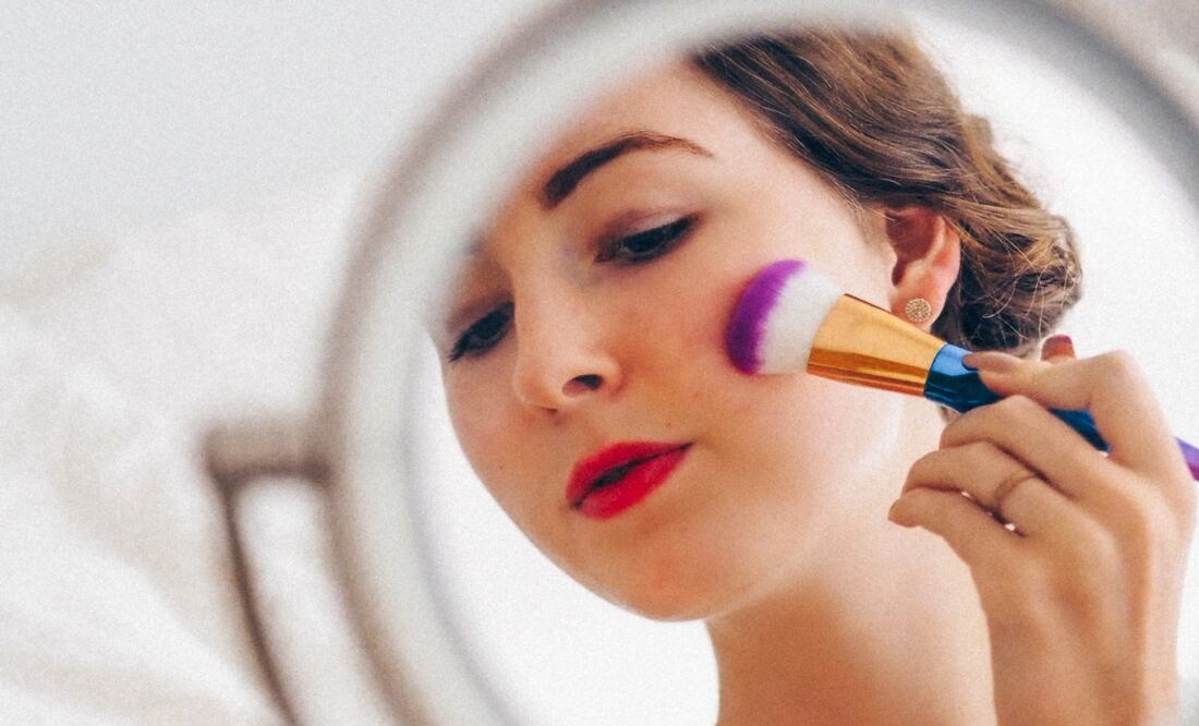 El maquillaje aplicado correctamente puede ser la clave de un look increíble/ Foto: Unsplash