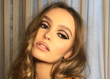 Lily-Rose Depp, hija de Johnny Depp, desfila para Chanel en Miami