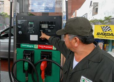 Gasolinas, sin cambios en noviembre; continúan en precio máximo