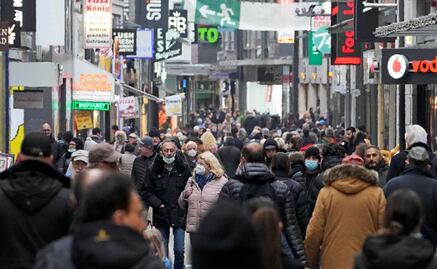 Revelan que variante ómicron llegó a Europa antes que Sudáfrica emitiera el reporte