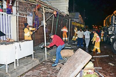 Retiran ambulantes de Xochimilco