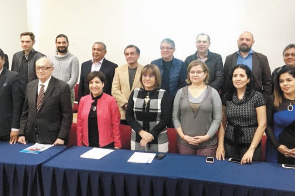 Los integrantes del jurado del Premio Nacional de Periodismo . (CORTESÍA)