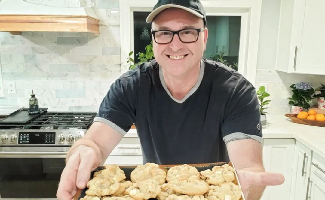 Este hombre da consejos a chicos que crecen sin papá, como él. Foto: Instagram @dadhowdoi