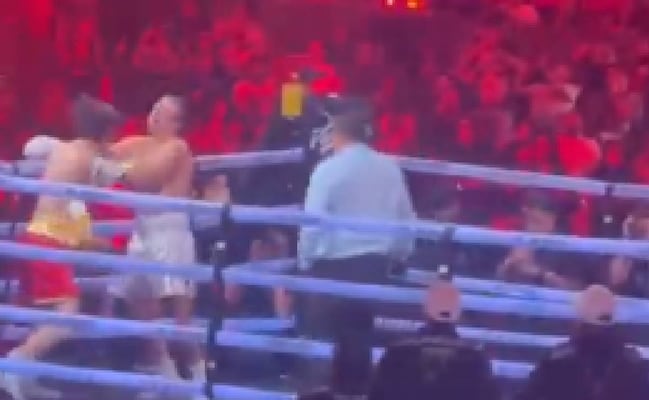 Aaron Mercury noquea brutalmente a Mario Bautista en Supernova Genesis en su pelea sin careta 