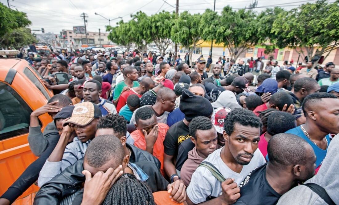 Trato indigno. CNDH ordena resolver a la brevedad los problemas administrativos con los extranjeros. (ARCHIVO EL UNIVERSAL)