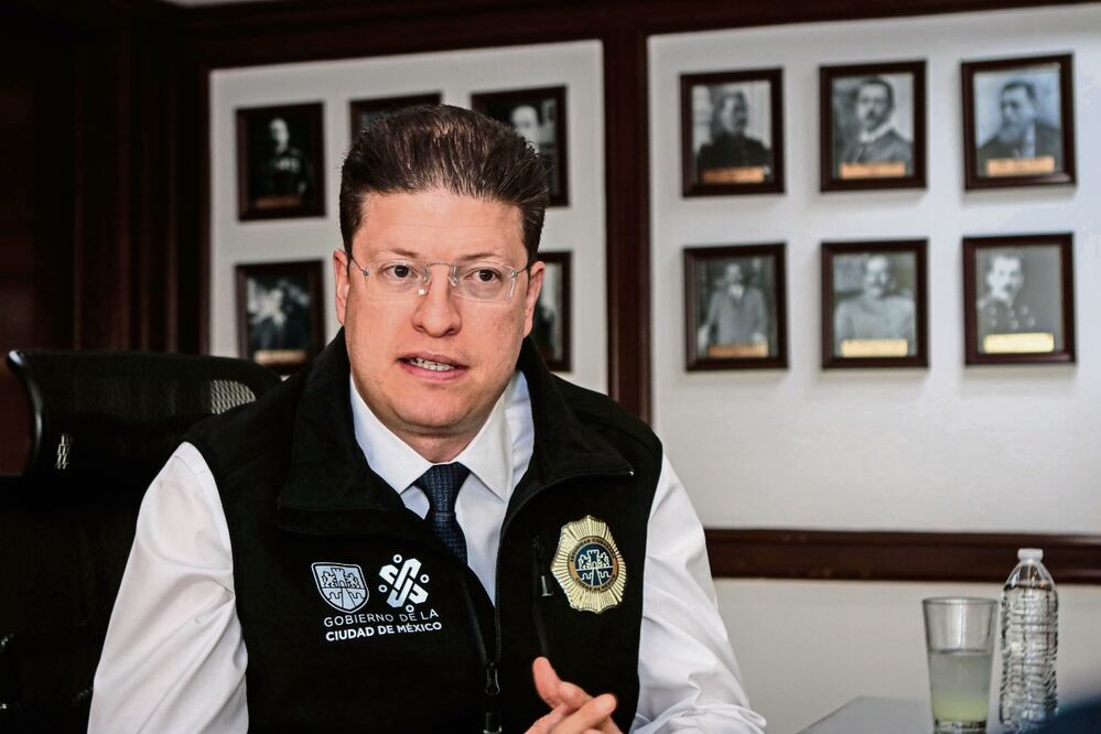 El secretario Pablo Vázquez indicó que se han reforzado las revisiones en el interior de las cárceles capitalinas. Foto: Gabriel Pano | El Universal