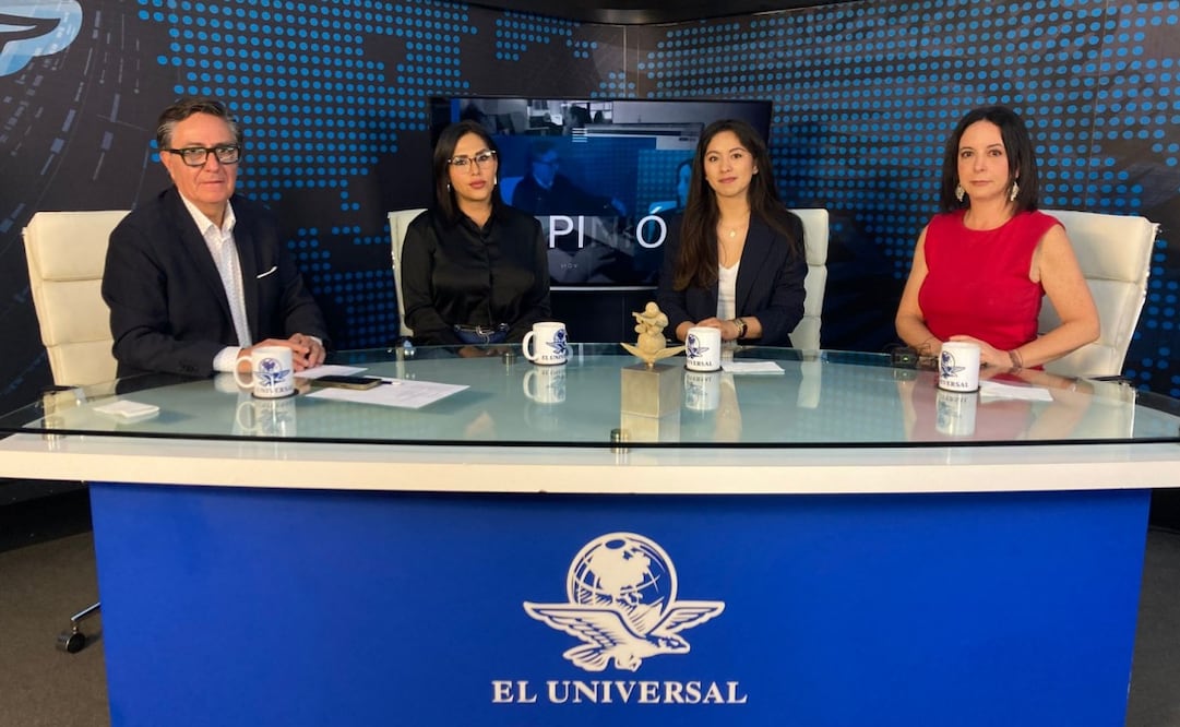 Verónica Alonso, madre de Ivanna víctima de abuso sexual, dialoga con Daniela Torres de la Oficina de defensoría de los Derechos de la Infancia; también David Aponte y Maite Azuela. Foto: Paola Reyes/EL UNIVERSAL