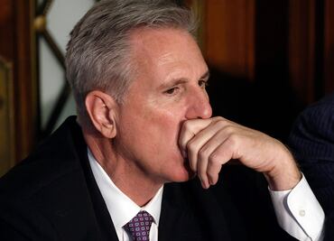 McCarthy dice que no planea dejar de ser diputado tras su destitución como líder de la Cámara Baja