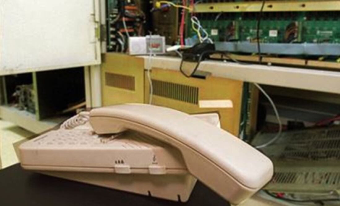 Sin control, espionaje telefónico