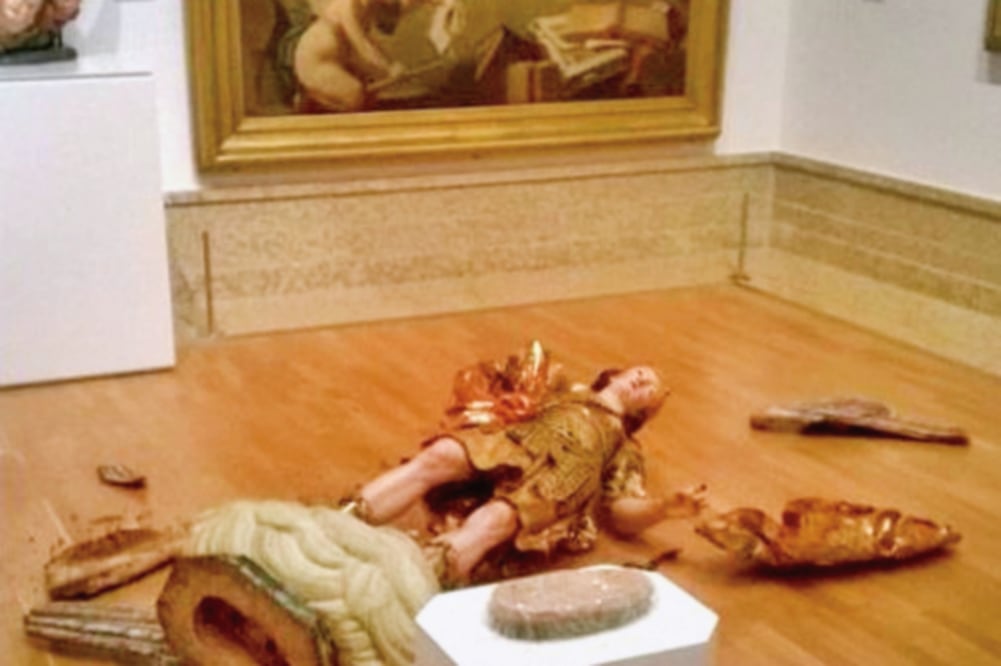 Especialistas analizan si es posible restaurar la pieza. (FOTO: TOMADA DE ORAPOIS.BLOGFOLHA.UOL.COM.BR)