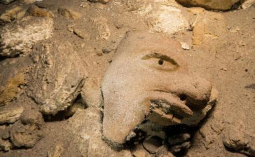 Hallan esqueleto humano de hace 10 mil años en el cenote más grande del mundo 