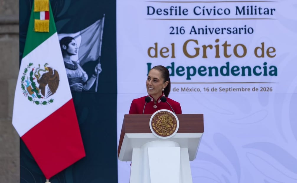 La presidenta Claudia Sheinbaum encabezó el Desfile Cívico Militar por el 216 Aniversario del inicio de la Independencia de México el 16 de septiembre de 2026. Foto: Hugo Salvador/ EL UNIVERSAL
