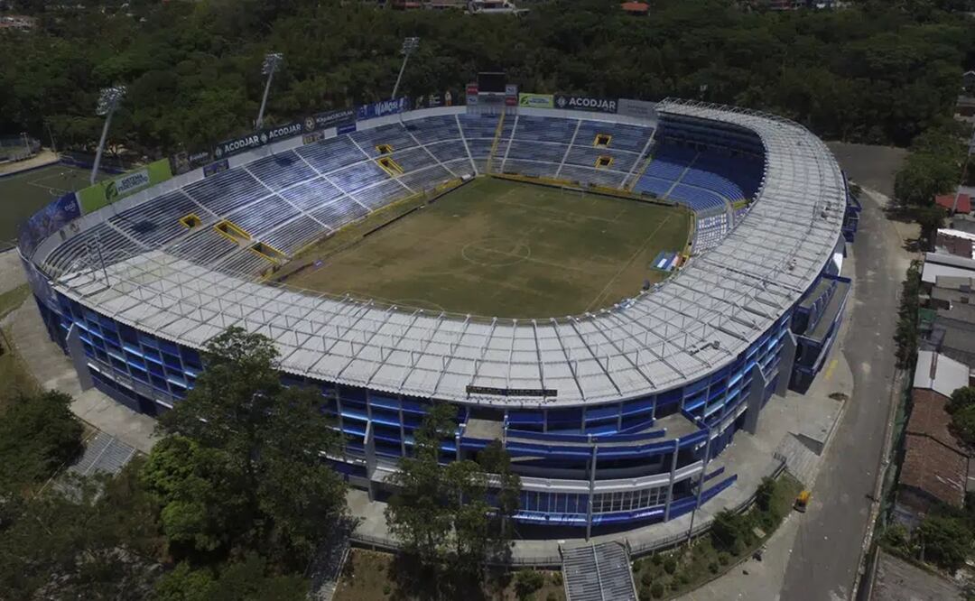 Vista del estadio Cuscatlán en San Salvador, El Salvador, el domingo 21 de mayo de 2023. Foto: AP