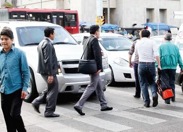 Reglamento va, GDF; Senado pidió aplazarlo