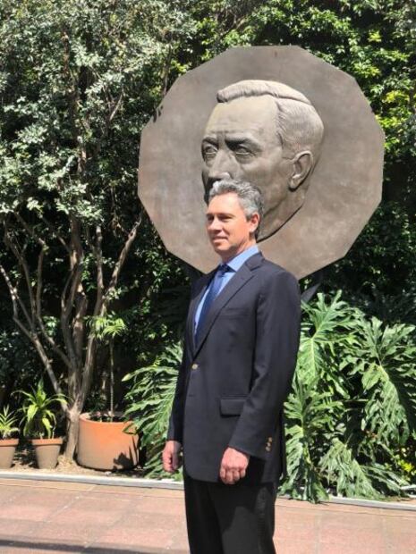 Manuel Goméz Morin revisa en el CEN del PAN set de debate