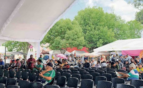 Mexico City fan festivals draw crowds for World Cup, but atmosphere varies