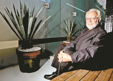 "El tabú sexual se ha usado para reprimir a las mujeres": Francisco González Crussí