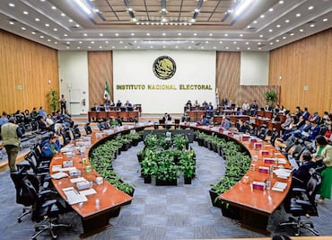 Violentadores de mujeres y familias, así como deudores alimentarios, no podrán ser candidatos; precisa INE casos