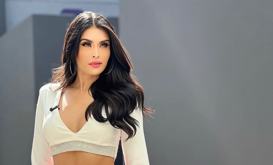 Las prendas con textura satinada nos hace lucir siempre elegantes / Foto: Insagram @kristalsilva_