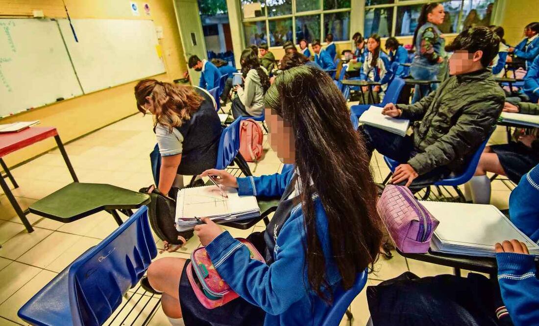 En el Consejo Técnico Escolar que se realizó en las escuelas de educación básica del país se sugirió a los docentes abordar el tema de las y los estudiantes trans y no binarios. Foto: Archivo / EL UNIVERSAL