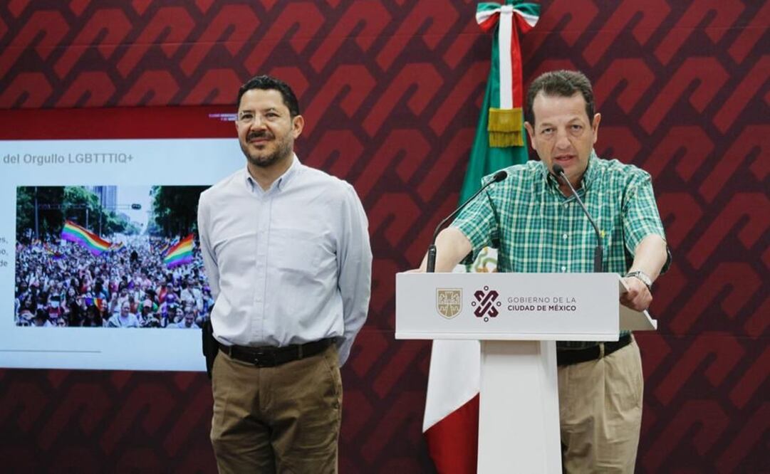 El Jefe de Gobierno acompañado por el  el secretario de desarrollo económico, Fadlala Akabani / Foto: Especial