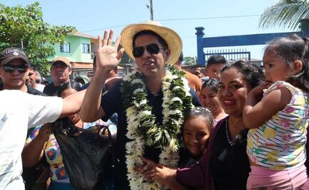 Apedrean al candidato Andrónico Rodríguez tras emitir su voto en Bolivia; es considerado un "traidor"