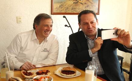Meade y Eruviel Ávila recorren la delegación de la SRE en Toluca