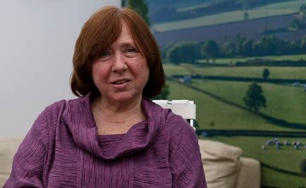 Mal tiempo impide a la Nobel Alexievich aterrizar en Madeira