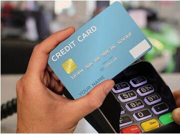 Tasas altas no espantan a mexicanos; crecen compras con tarjeta de crédito en marzo