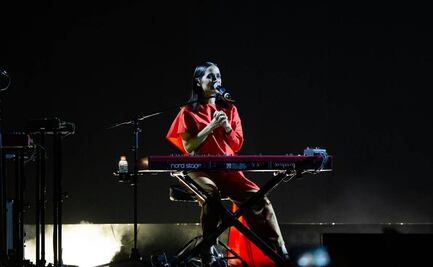 Desde el Zócalo Julieta Venegas se une al reclamo de familiares de desaparecidos: ¡vivos se los llevaron y vivos los queremos! 