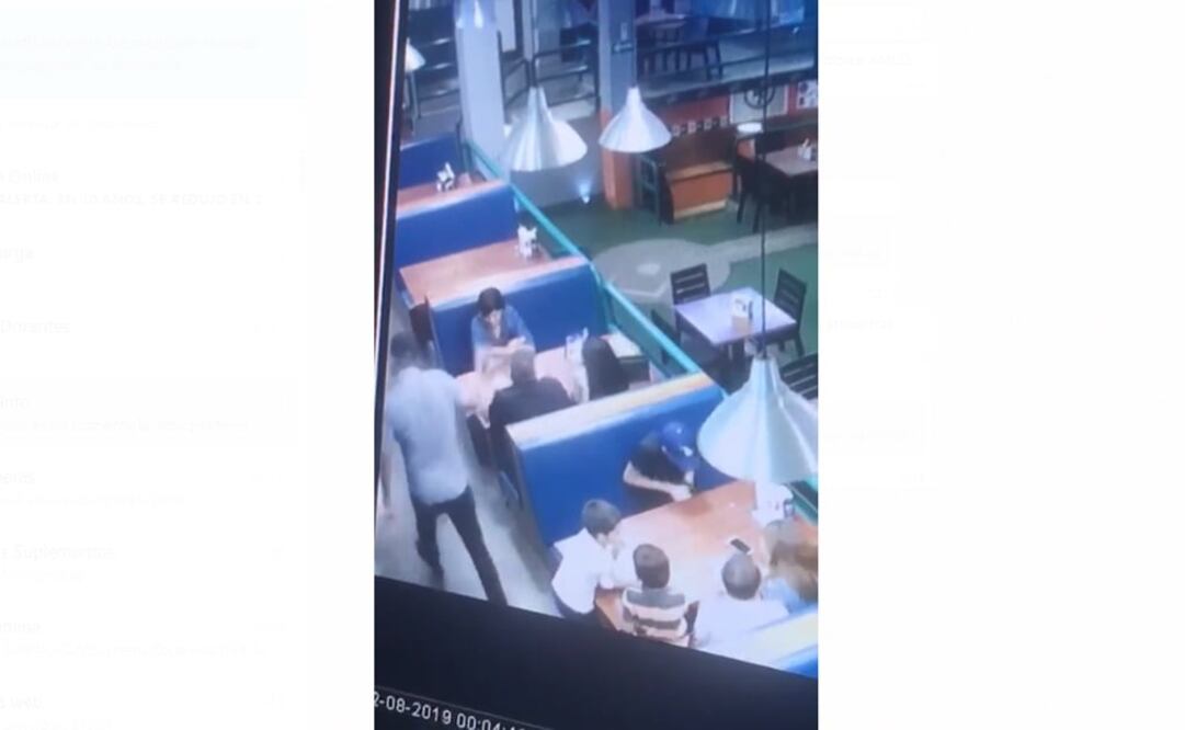 Ante niños, asesinan a hombre en restaurante en Sonora