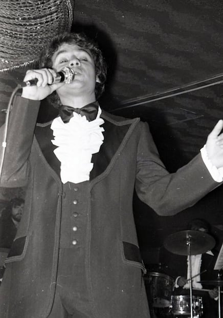 Debut de Juan Gabriel en el cabaret de Casino Royal, el 12 de junio de 1975.
Foto: Ramón Romero/Archivo EL UNIVERSAL.