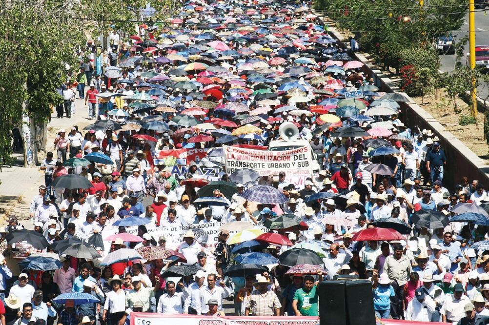 La organización Mexicanos Primero aseguró que los maestros no cumplen con los 200 días de un ciclo escolar, la estimación es que sólo cubren entre 160, 150 o 140 días de clases en el año (ARCHIVO EL UNIVERSAL)