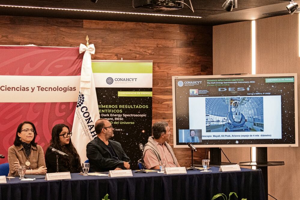 Presentación de los primeros resultados cosmológicos del Instrumento Espectroscópico de Energía Oscura (DESI). Foto: de Abril Angulo. El Universal