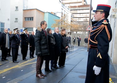 Francia recuerda a las víctimas del atentado contra Charlie Hebdo