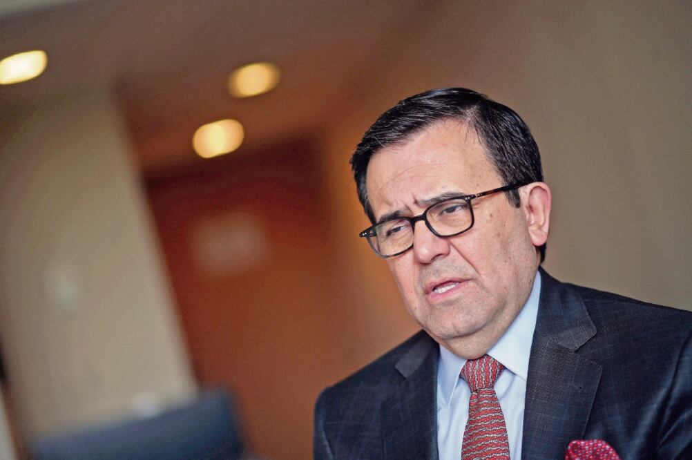 Panorama. Hace dos semanas, Ildefonso Guajardo reconoció que se estaban cerrando temas complicados en la renegociación del TLCUEM (ARCHIVO EL UNIVERSAL)