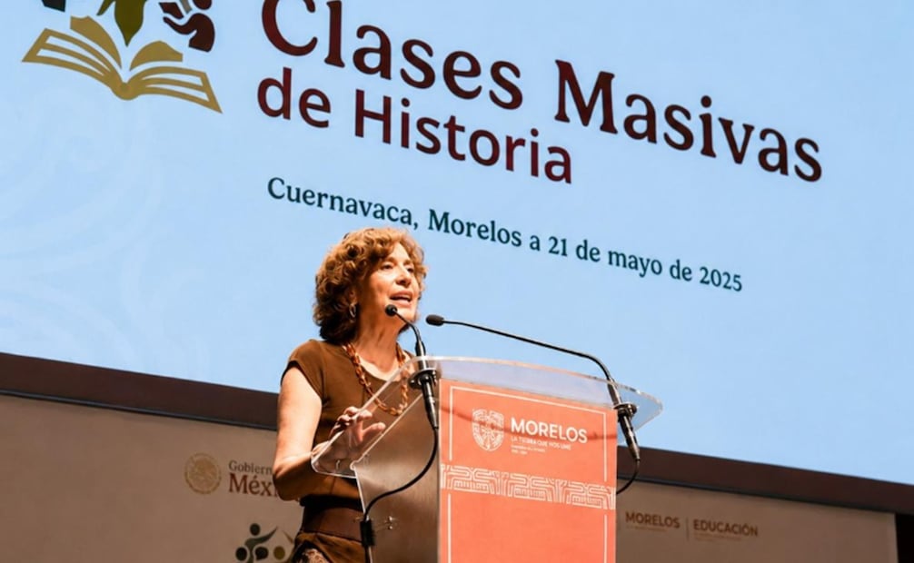 Durante la jornada, estudiantes escucharon ponencias sobre los cuatro procesos de transformación en México. Foto: Secihti.