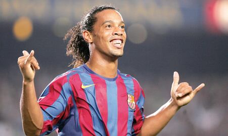 Ronaldinho se afilia a partido político 
