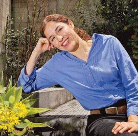 Tarde pero sin sueño llegan a la revista de la UNAM