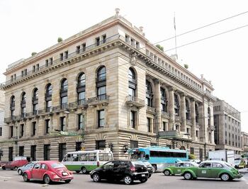 Cae 52% inversión de capitales