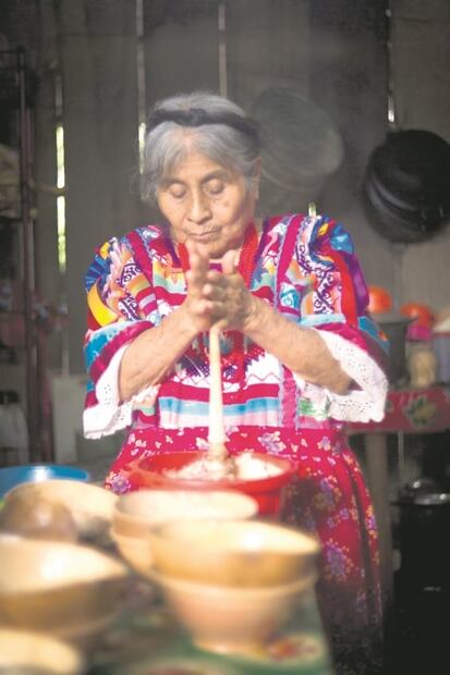 Popo: preservan mujeres oaxaqueñas su bebida ritual