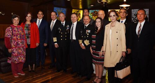 Comisión de Marina y secretarios saliente y entrante acuerdan trabajar en conjunto