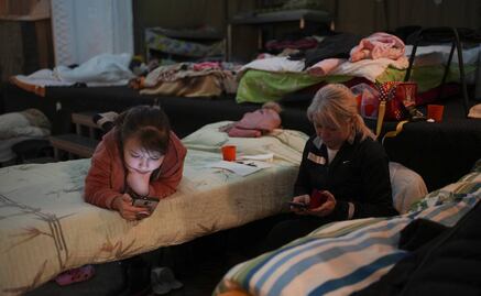 Crece el número de refugiados y la dificultad para que salgan de Ucrania