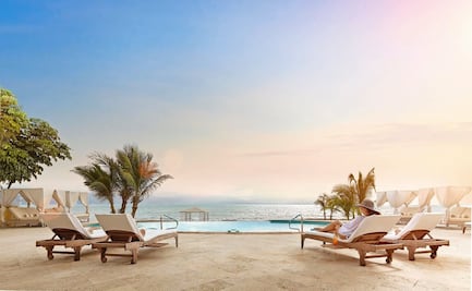 Puerto Vallarta estrena club de playa solo para adultos