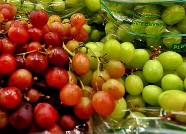 FOTOS: Deseos para Año Nuevo por los cielos; venden kilo de uva hasta en 250 pesos