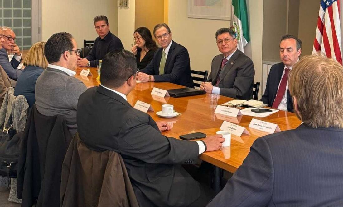 El embajador de México en ese país, Esteban Moctezuma Barragán, sostuvo una reunión con funcionarios estadounidenses. Foto: Especial