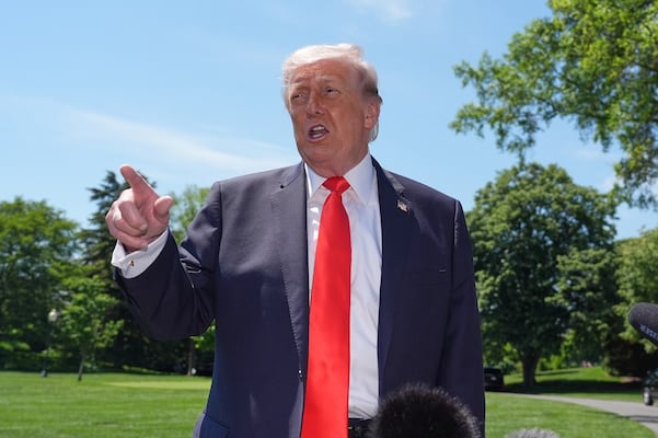 Trump, insatisfecho con nueva propuesta de Irán; ve "inconstitucional" plazo para aplicar poderes de guerra