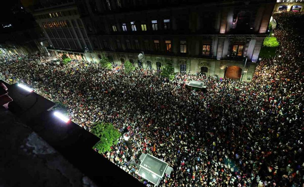 Así lucían las calles cercanas al Zócalo capitalino durante el concierto de 31 minutos para celebrar el Día del Niño. Foto: Especial.