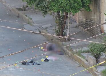 Hallan cadáver decapitado en calles de Neza